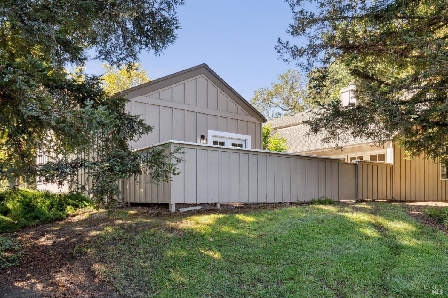 832 Princeton Dr