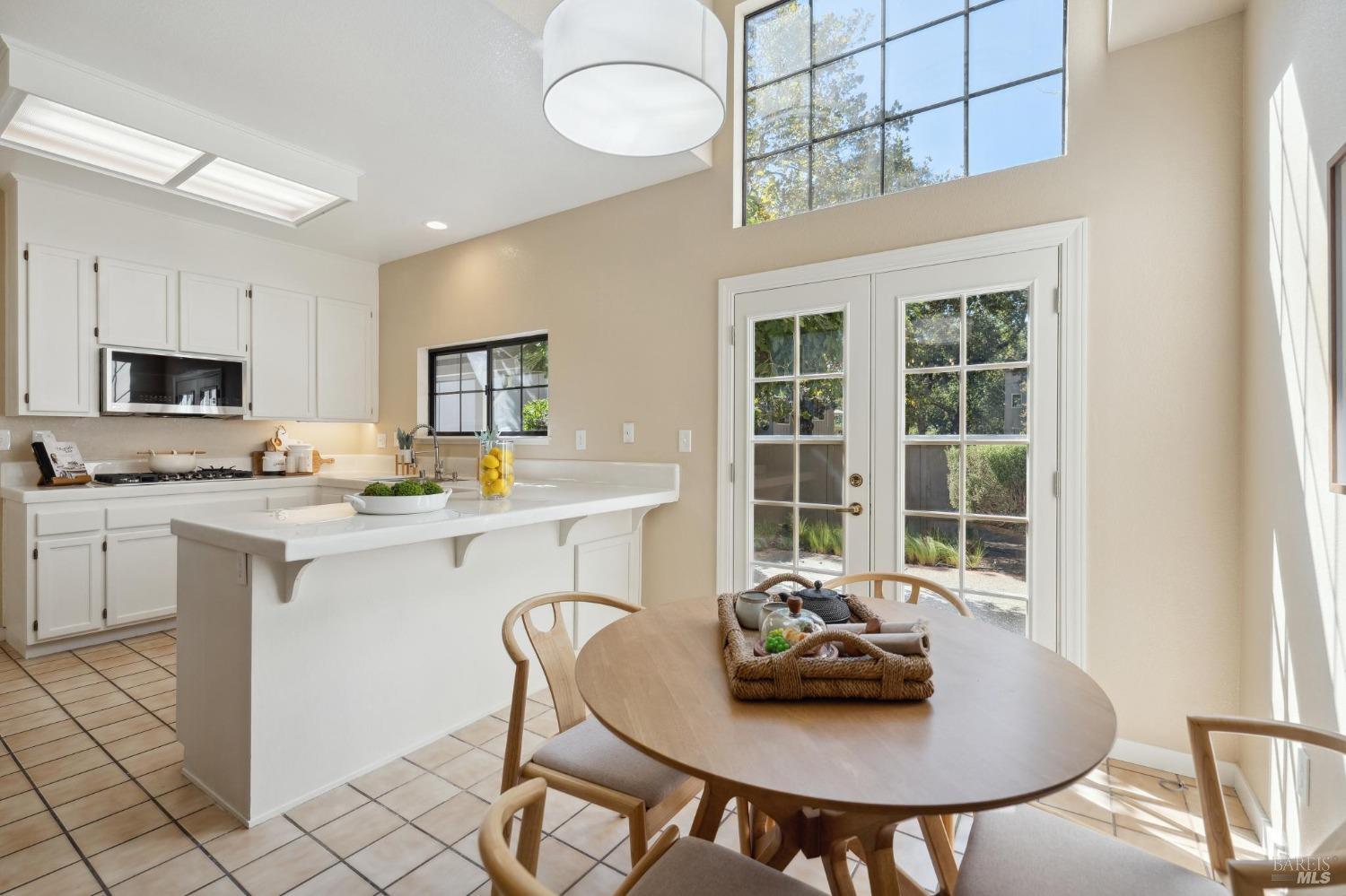 832 Princeton Dr