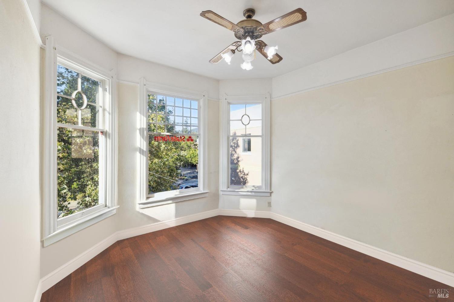 705 Mission Ave