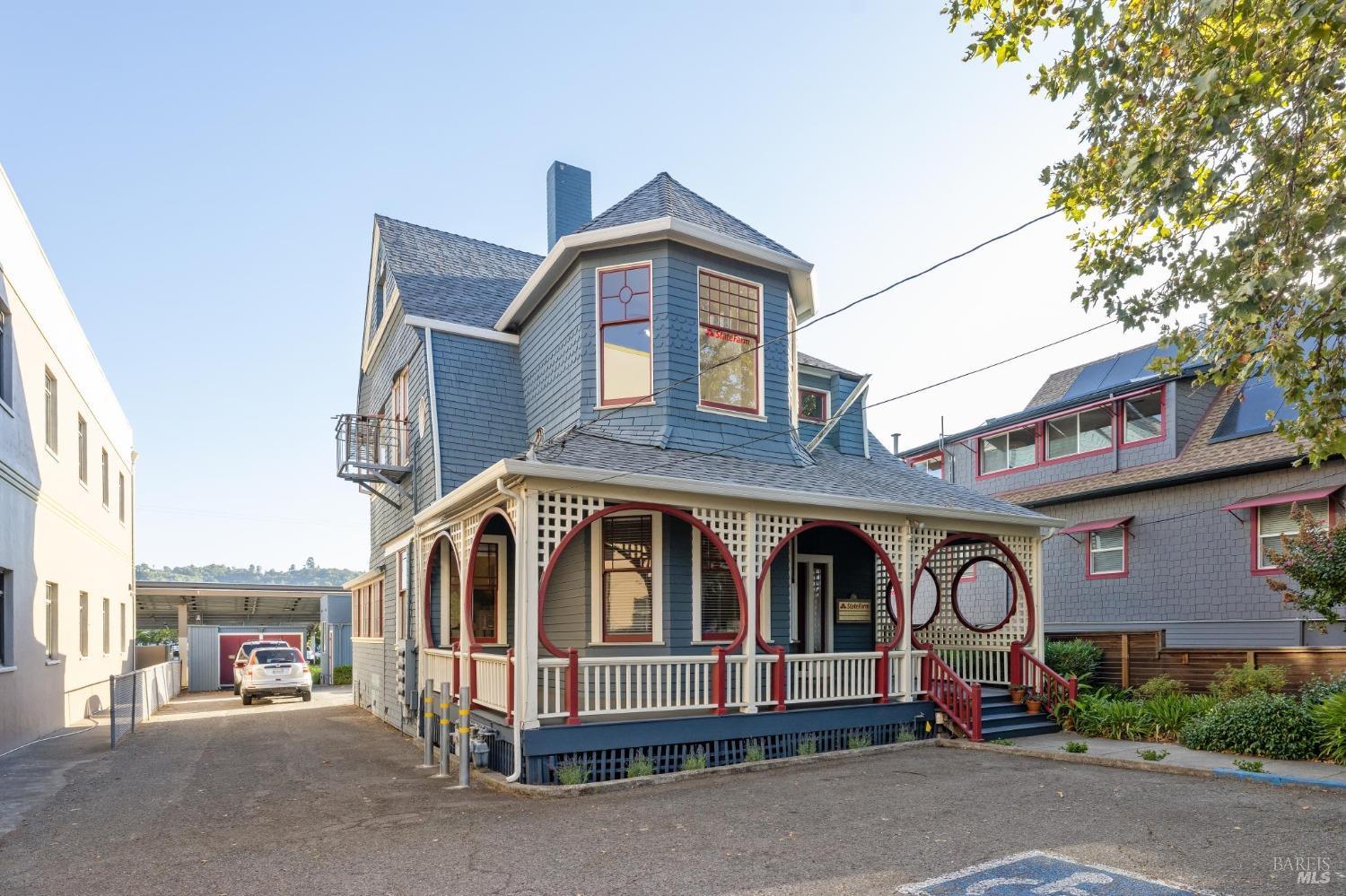 705 Mission Ave