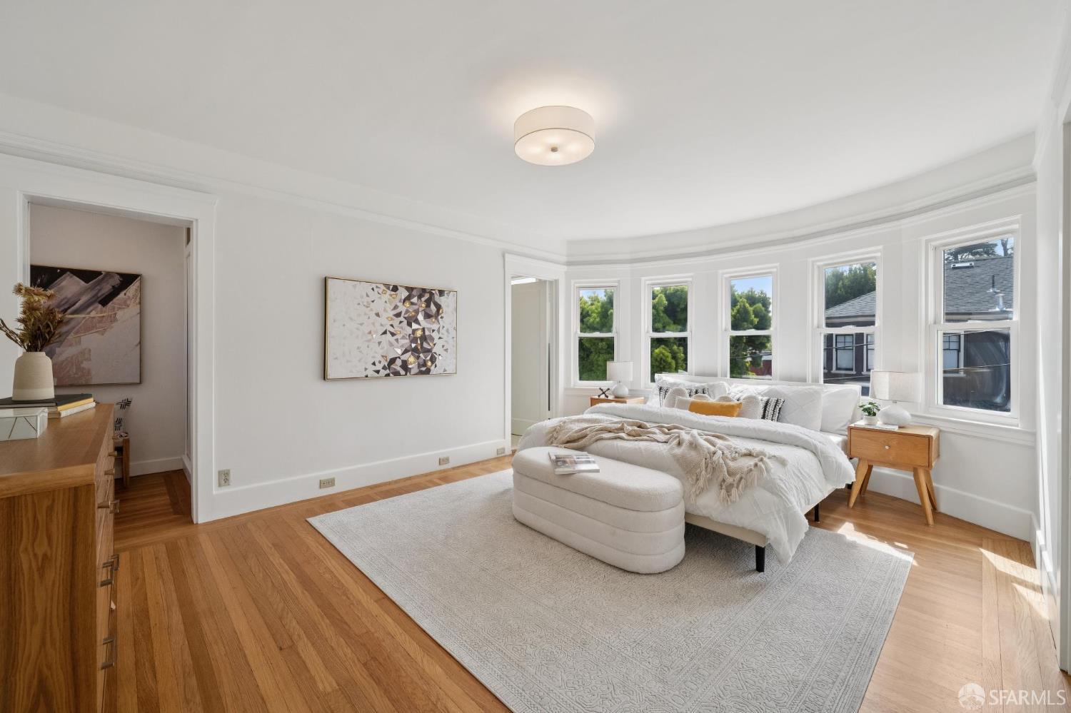 345 Colon Avenue