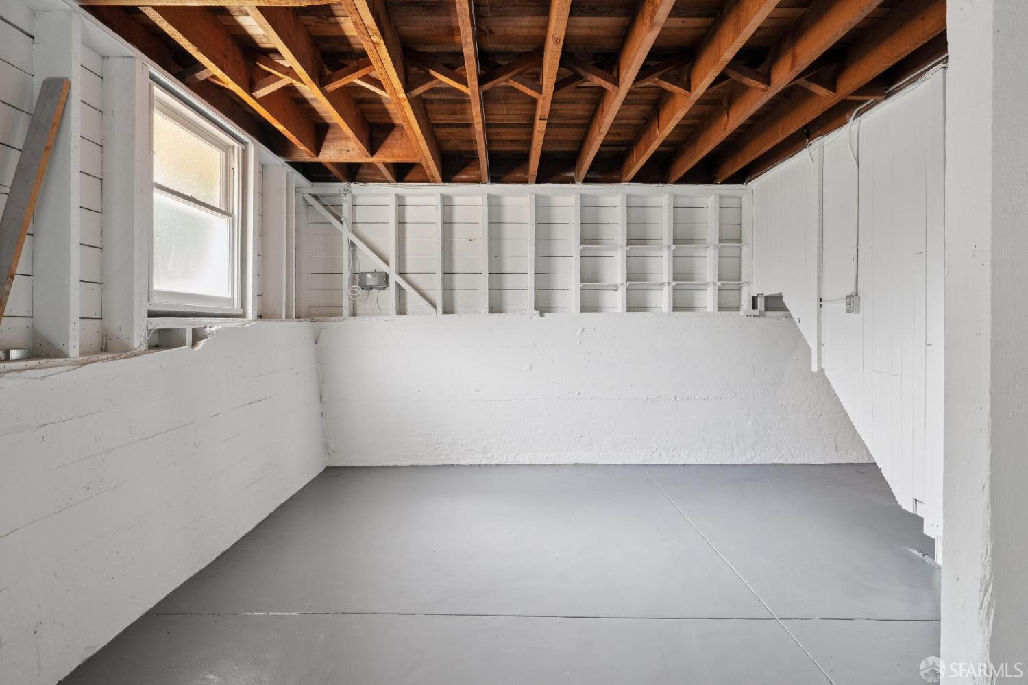 345 Colon Avenue