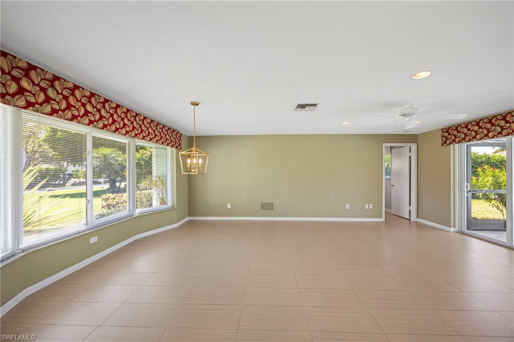 9757 Berkshire ST, NAPLES