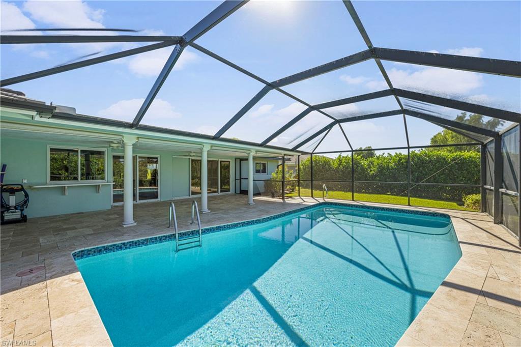 9757 Berkshire ST, NAPLES