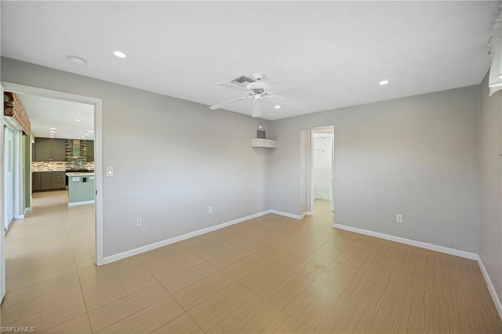 9757 Berkshire ST, NAPLES