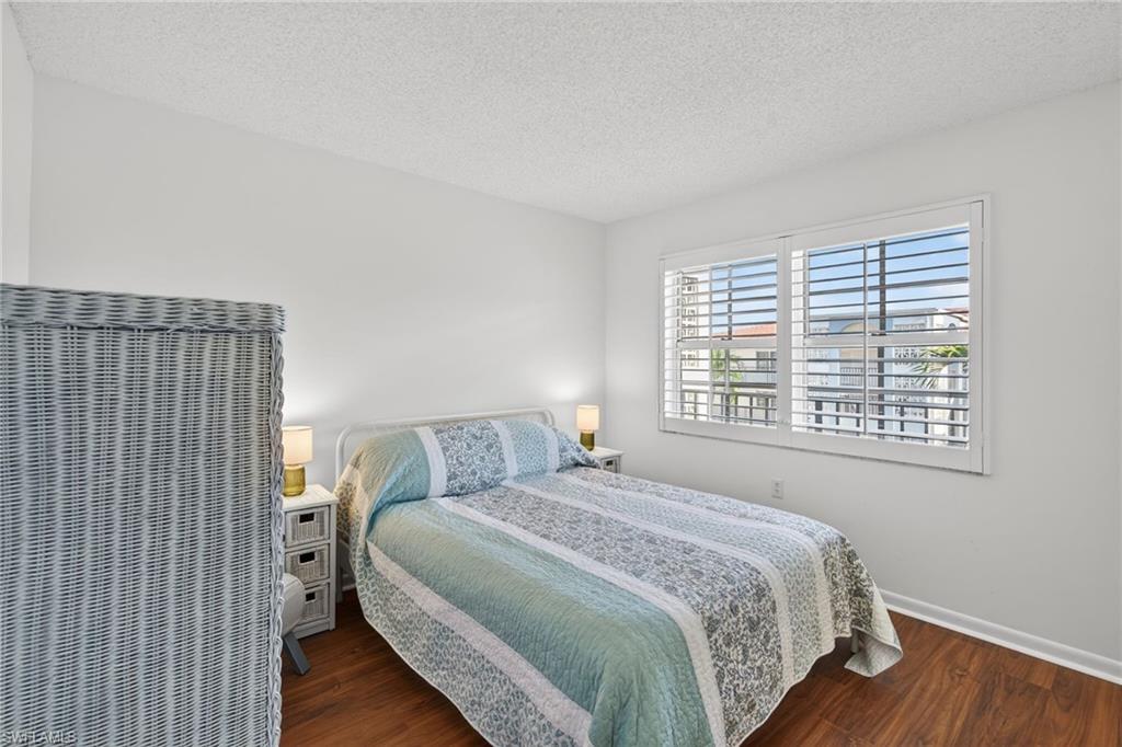 5 High Point CIR W # 303