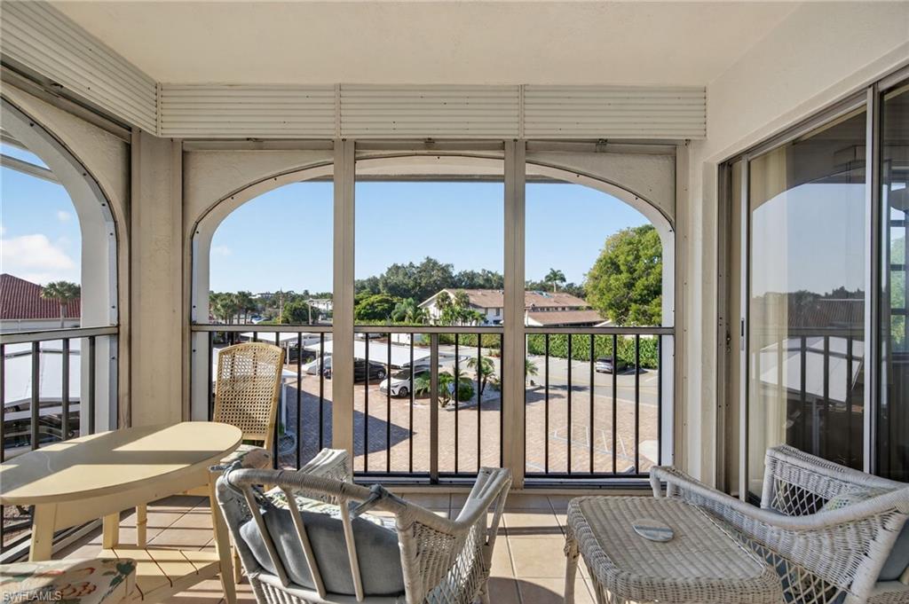 5 High Point CIR W # 303