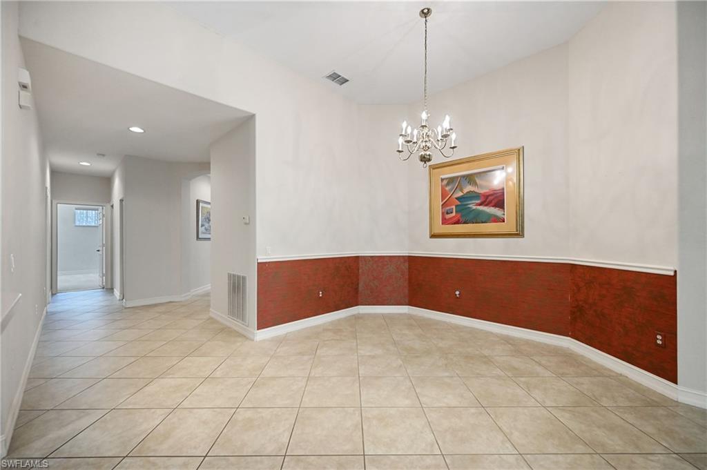 1626 Tarpon Bay DR S 202