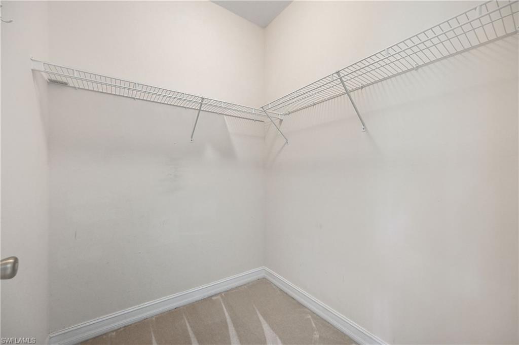 1626 Tarpon Bay DR S 202