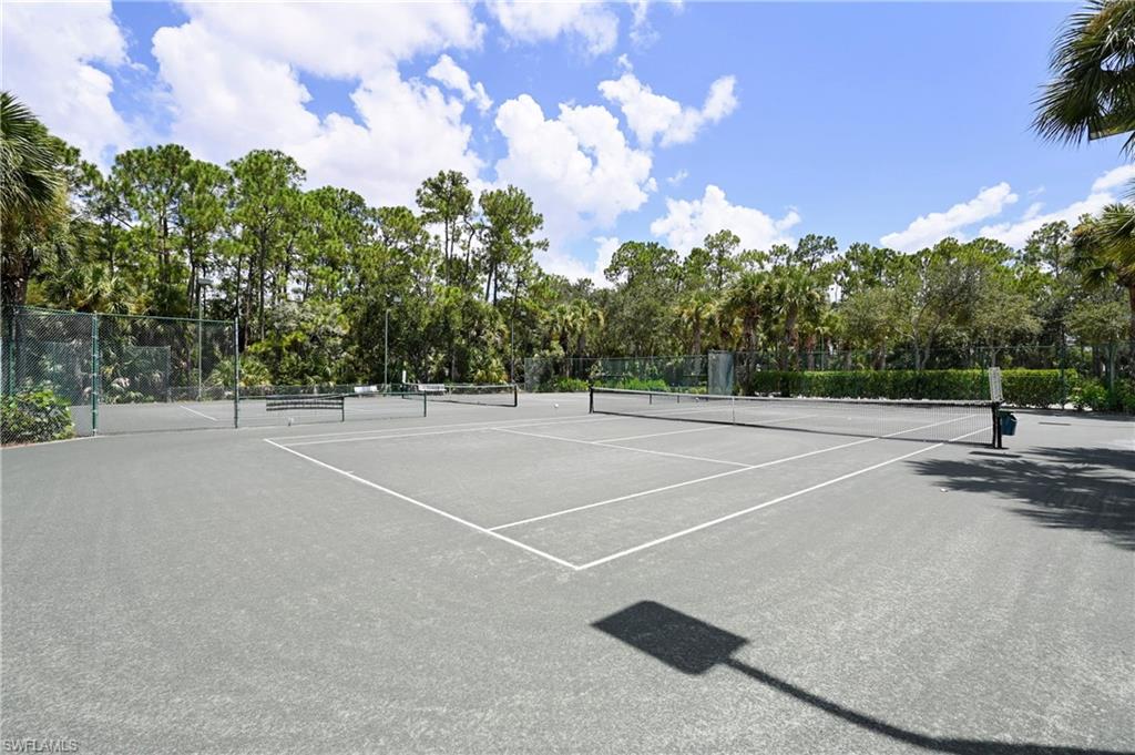 1626 Tarpon Bay DR S 202