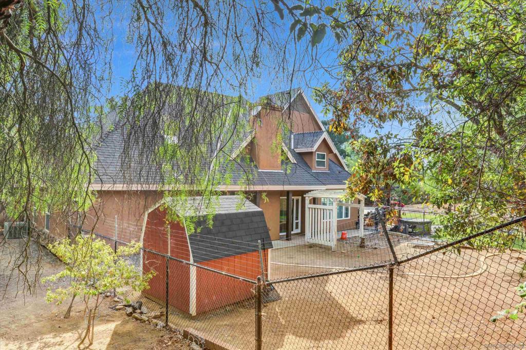 882 Alpine Heights Rd