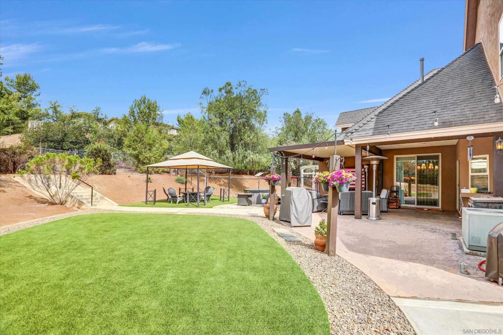 882 Alpine Heights Rd