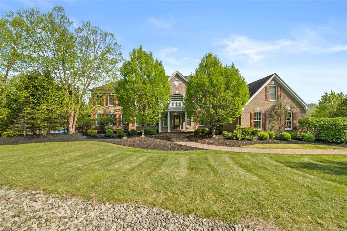 217 Rising Meadow Way