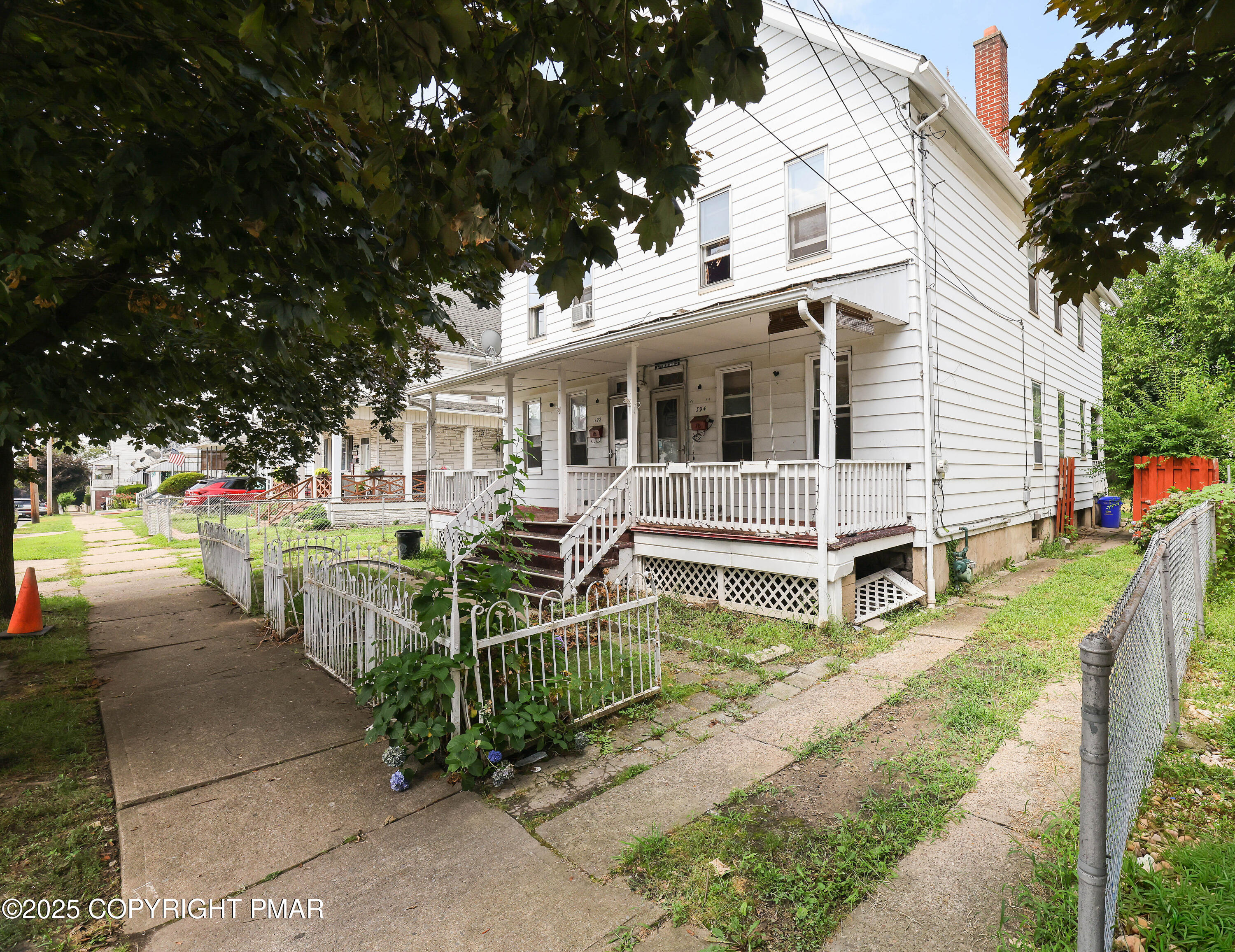 392-394 N Washington Street