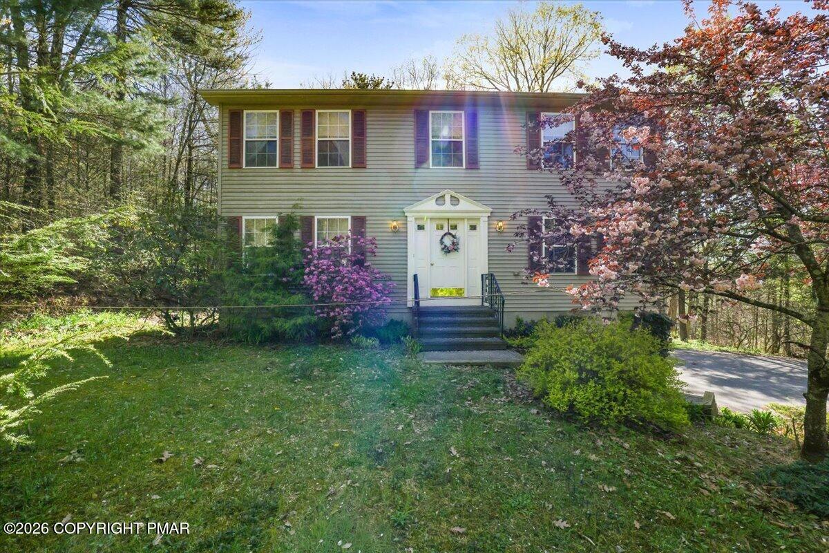 1273 Woodstock Drive