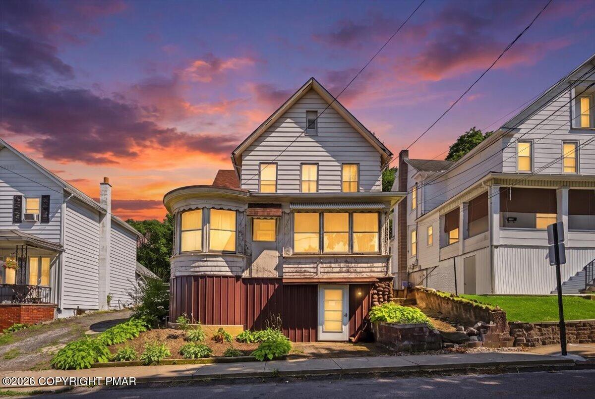 166 Johnson Street