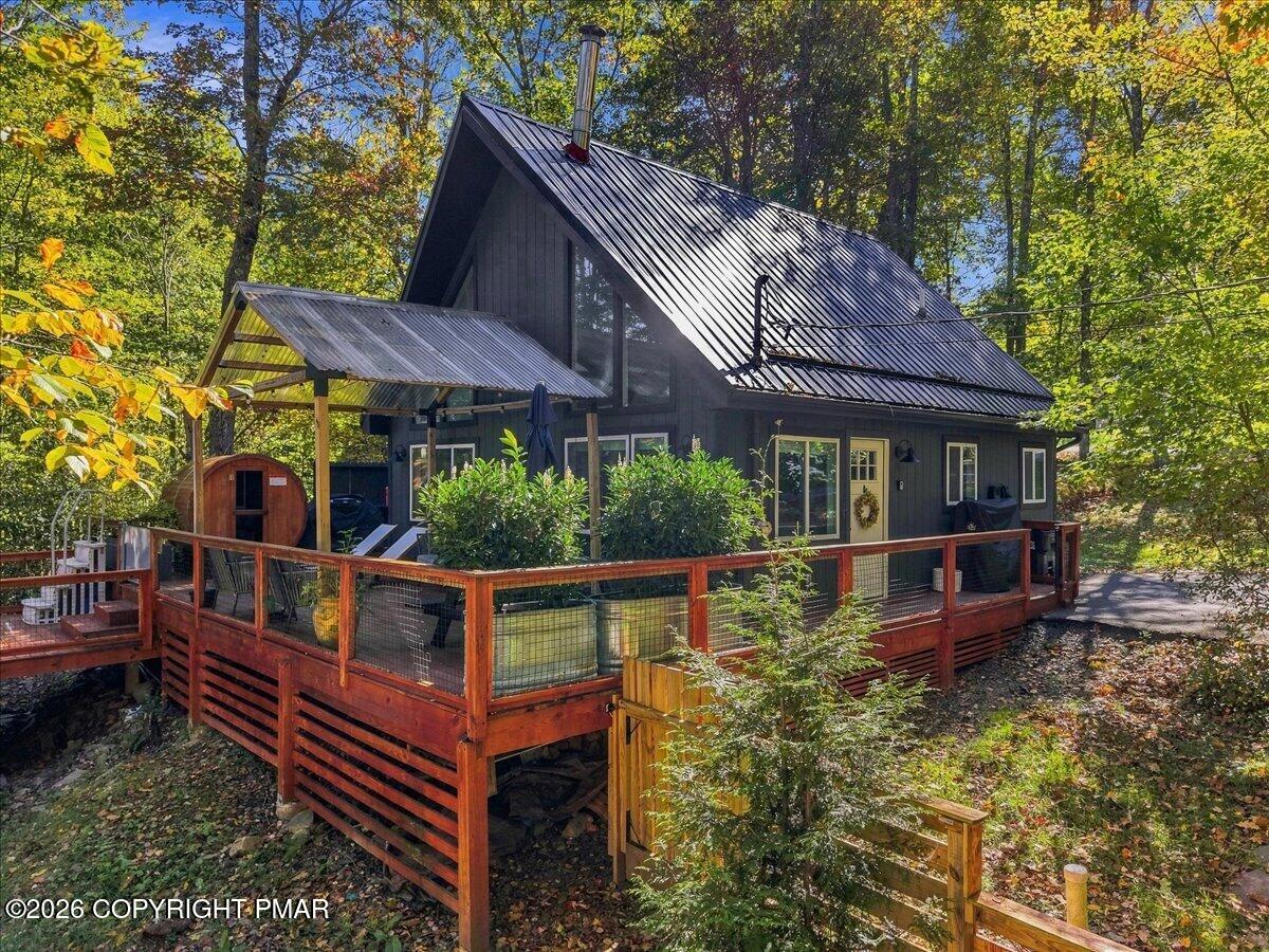 1113 Kensington Drive