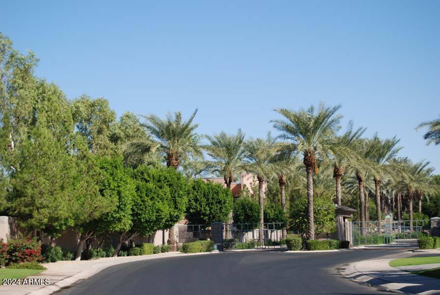 7342 E WOODSAGE Lane