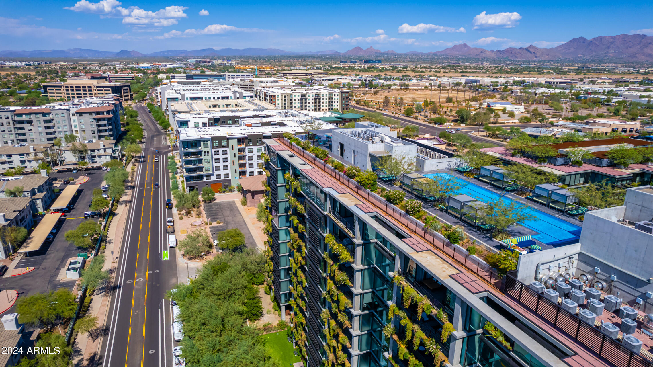 7120 E Kierland Boulevard, 415