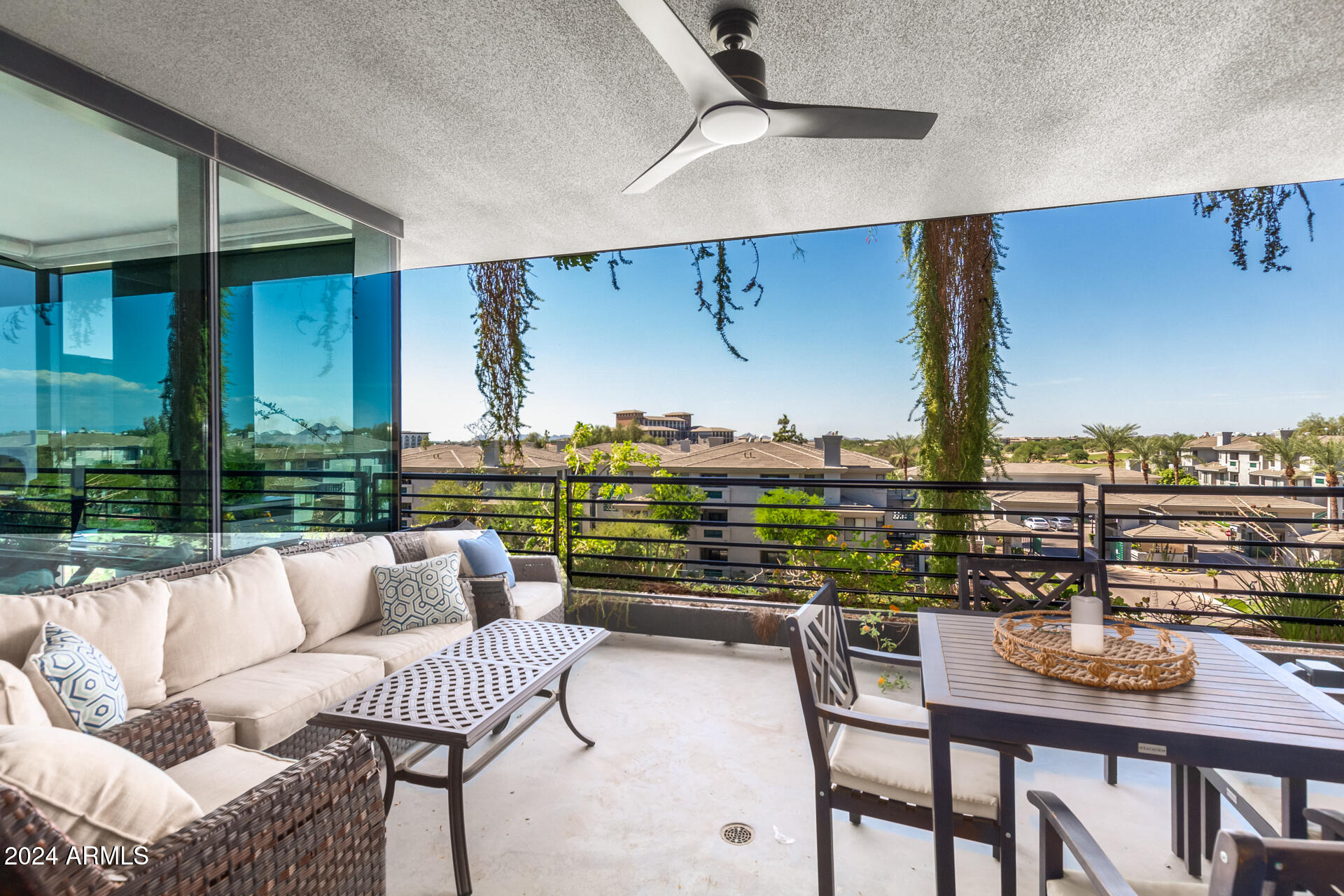 7120 E Kierland Boulevard, 415