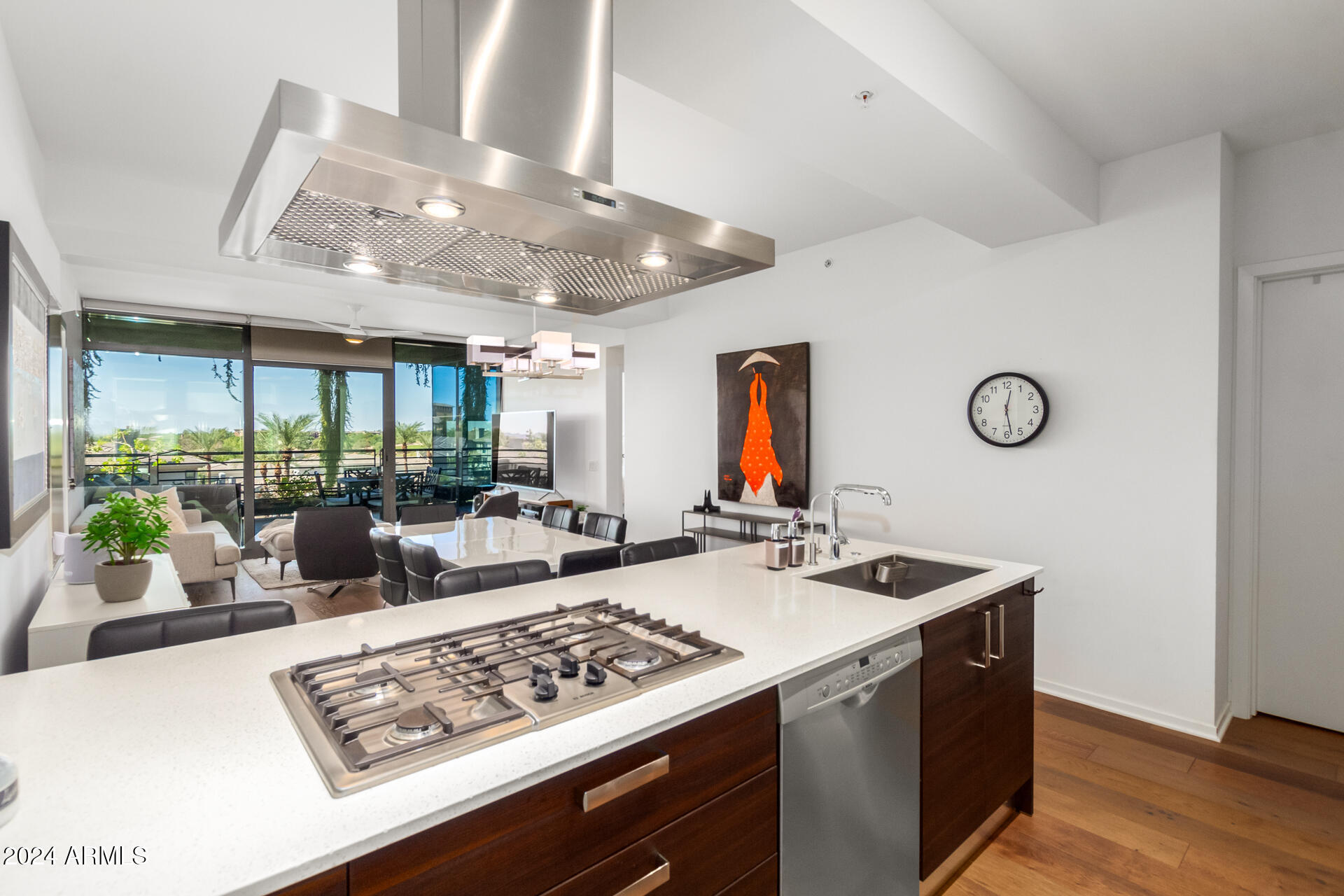7120 E Kierland Boulevard, 415