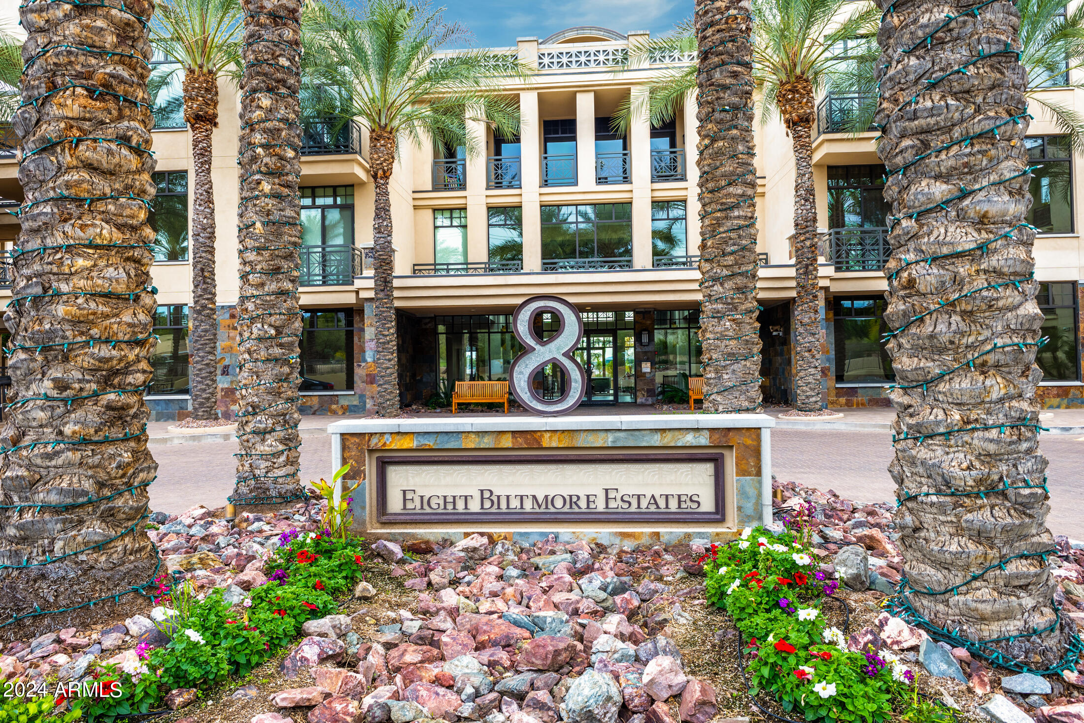 8 BILTMORE Estate, 107