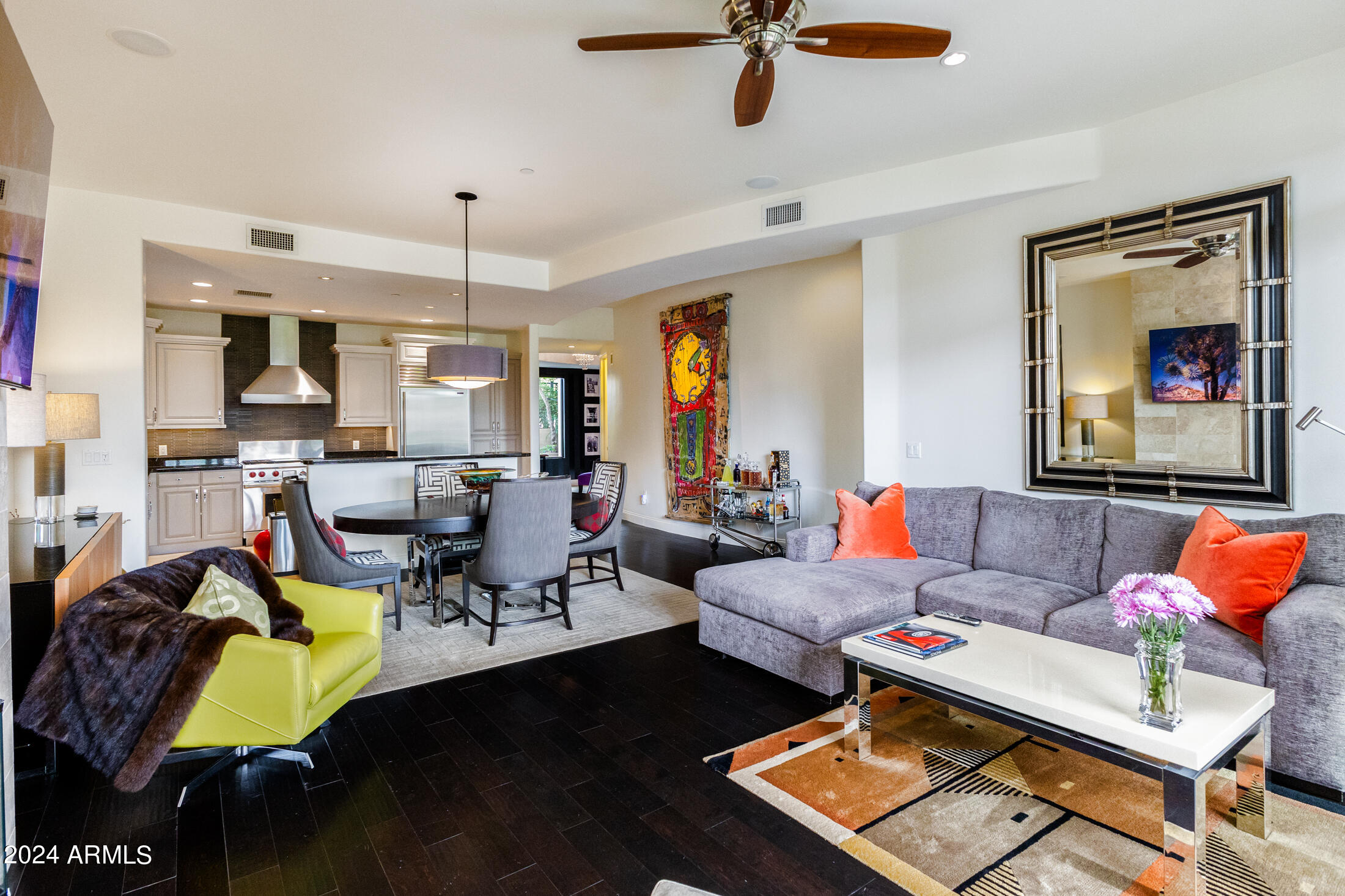 8 BILTMORE Estate, 107