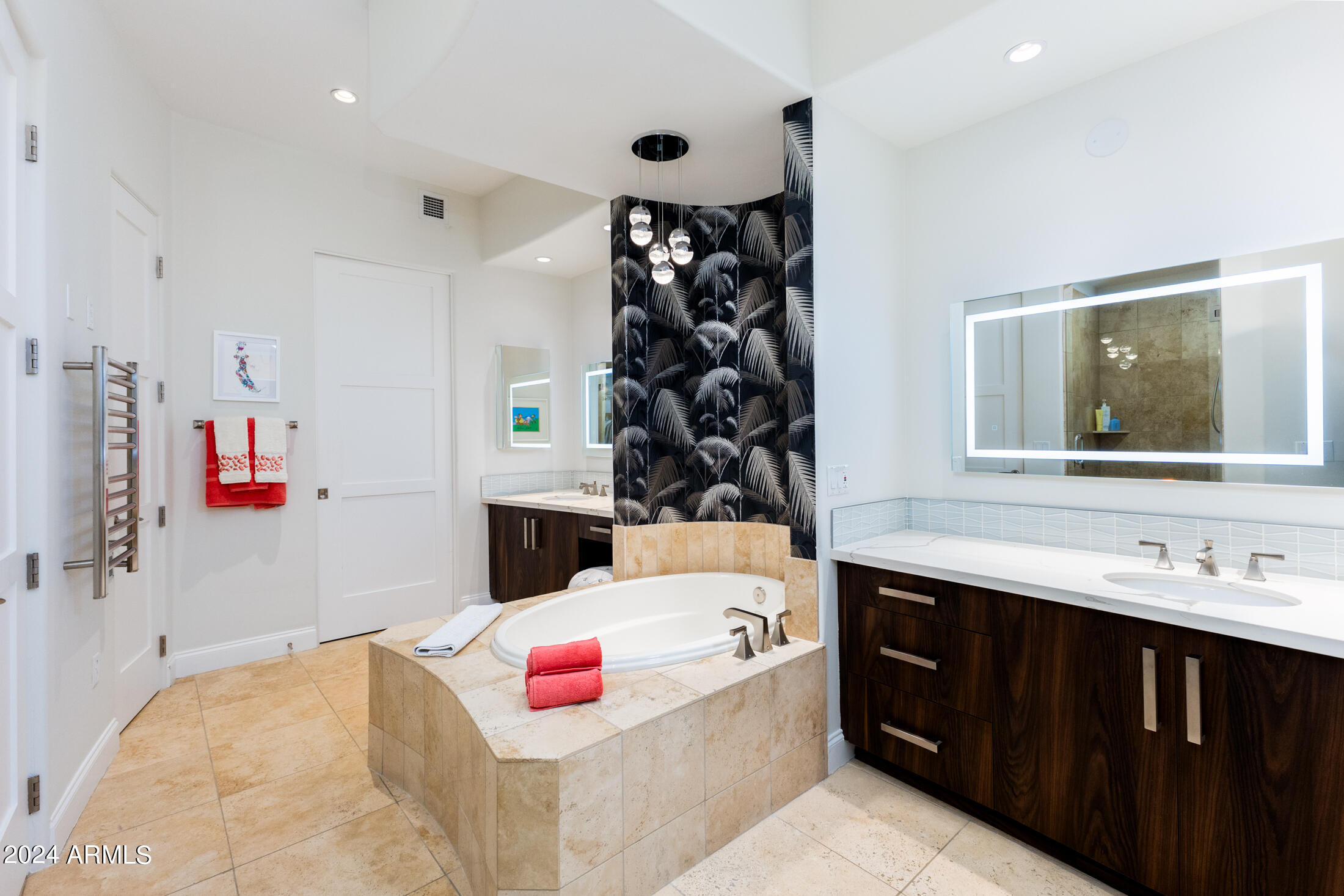 8 BILTMORE Estate, 107