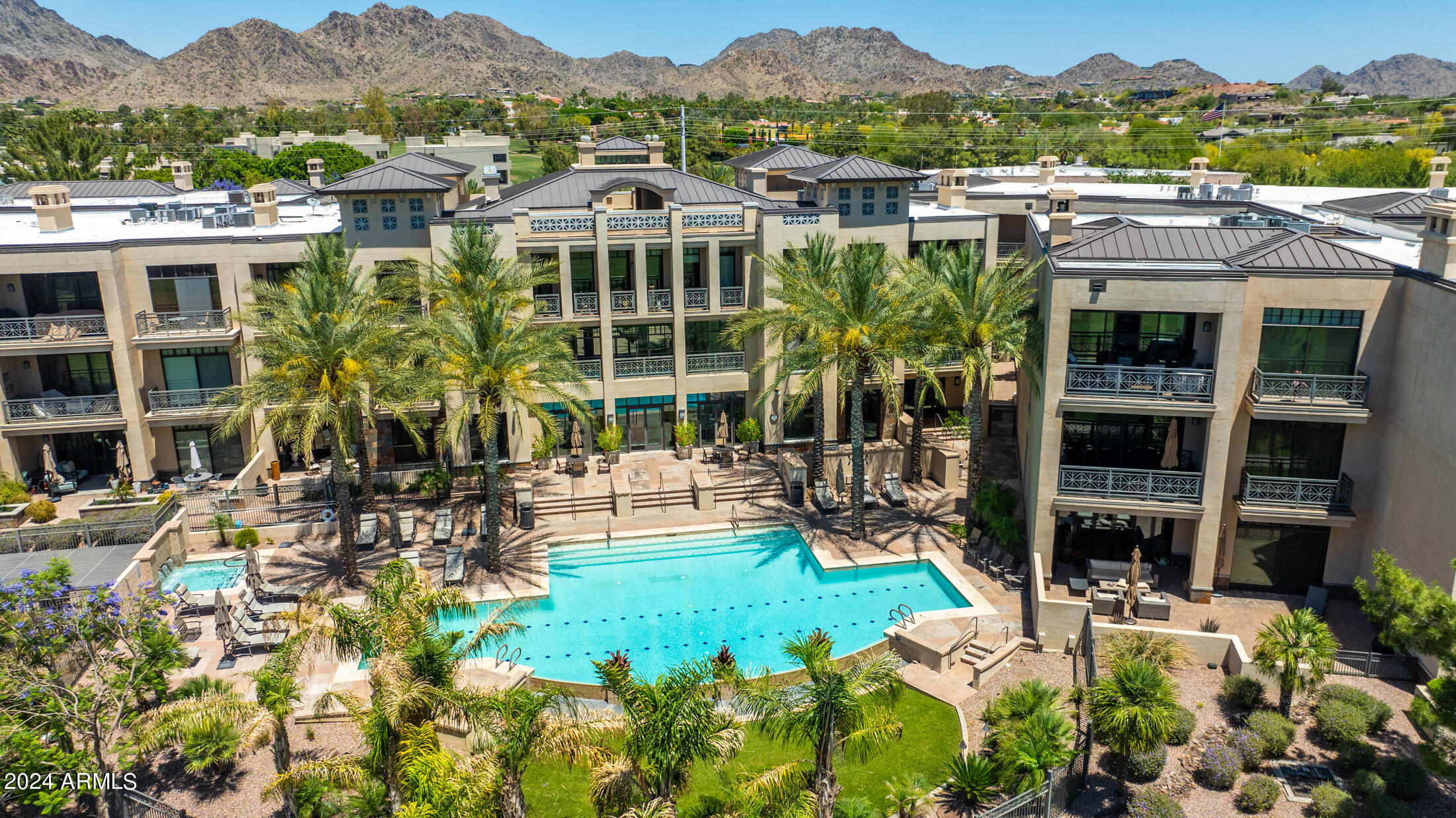 8 BILTMORE Estate, 107