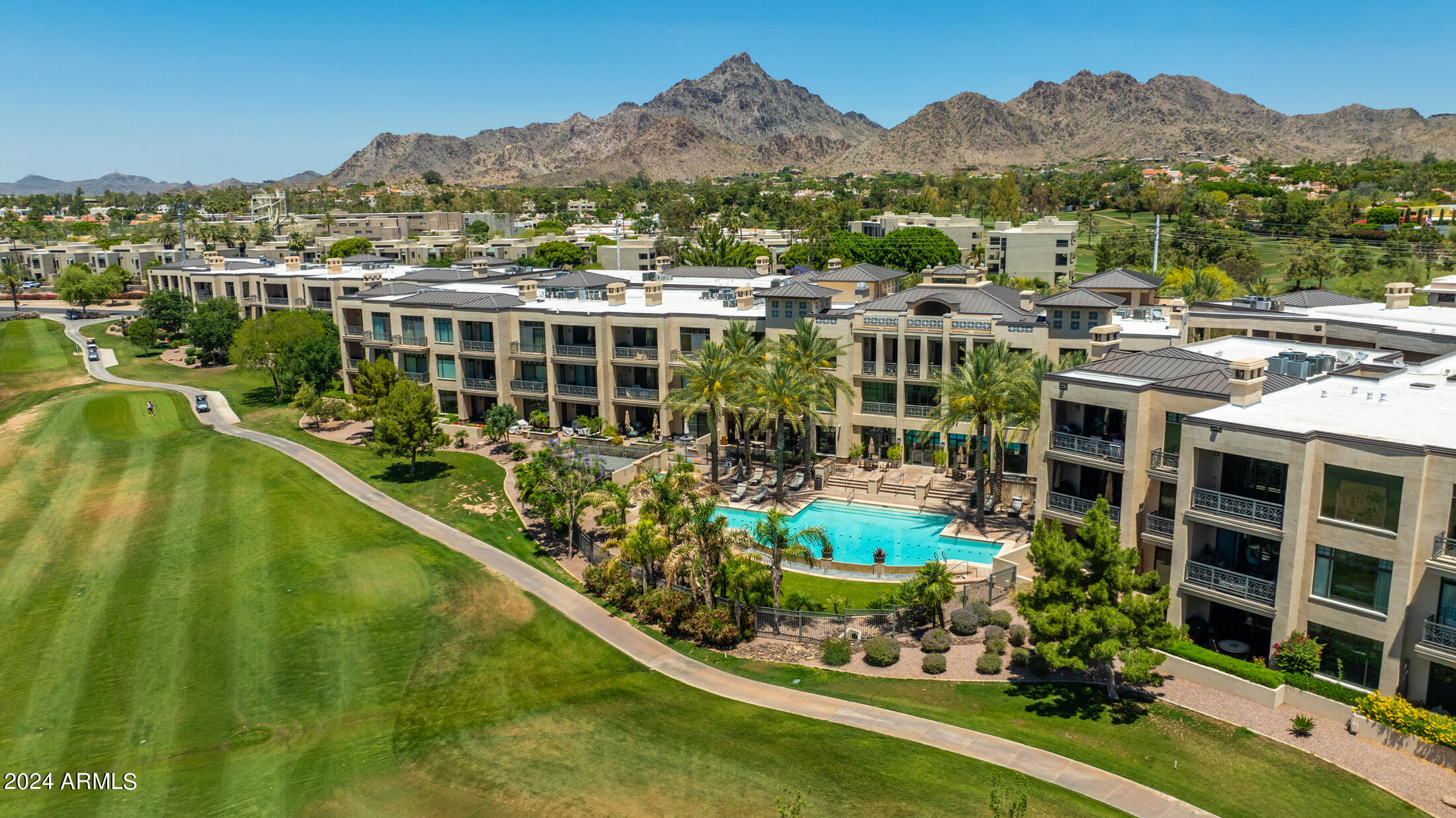 8 BILTMORE Estate, 107