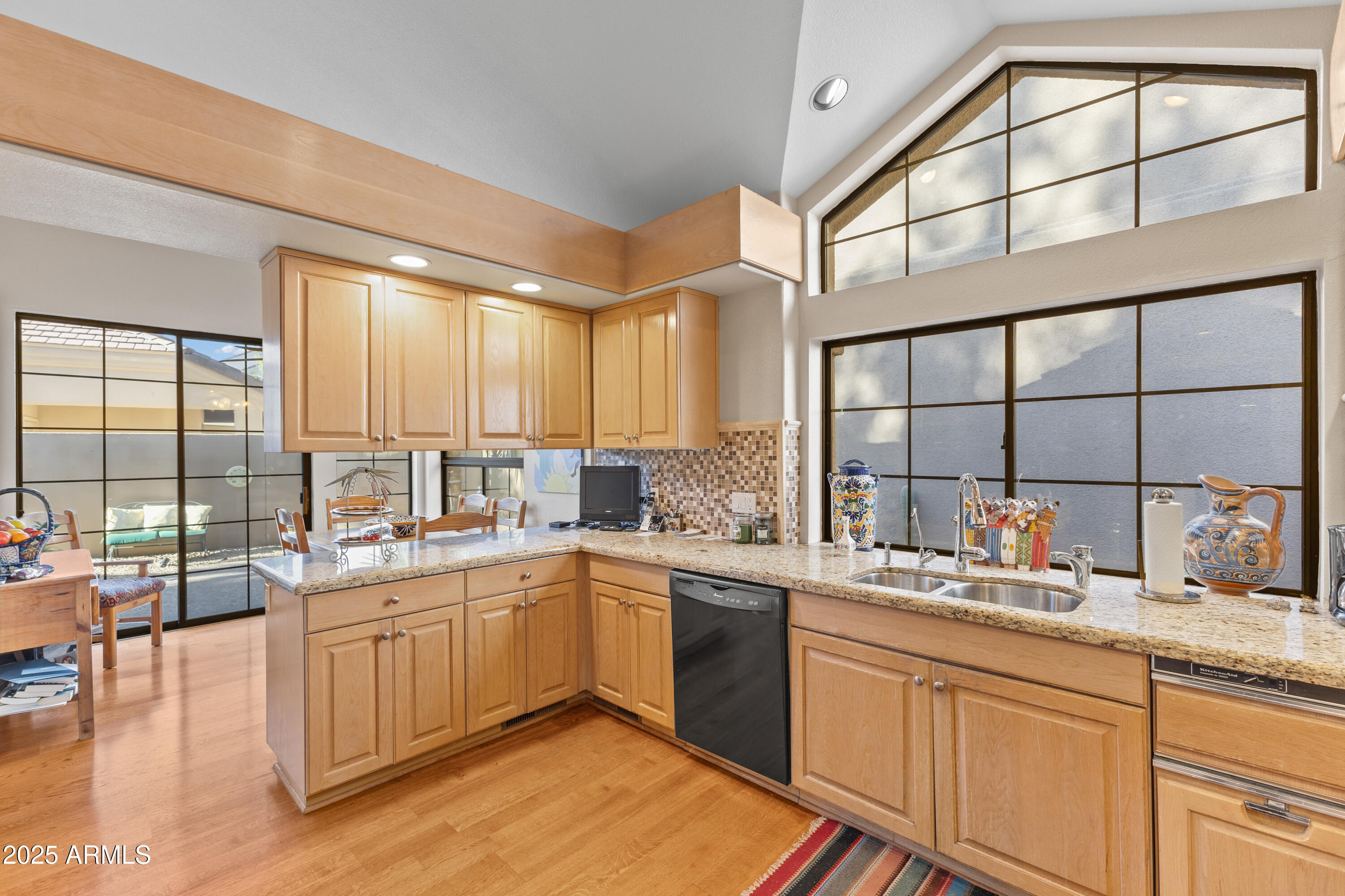 7525 E GAINEY RANCH Road 164