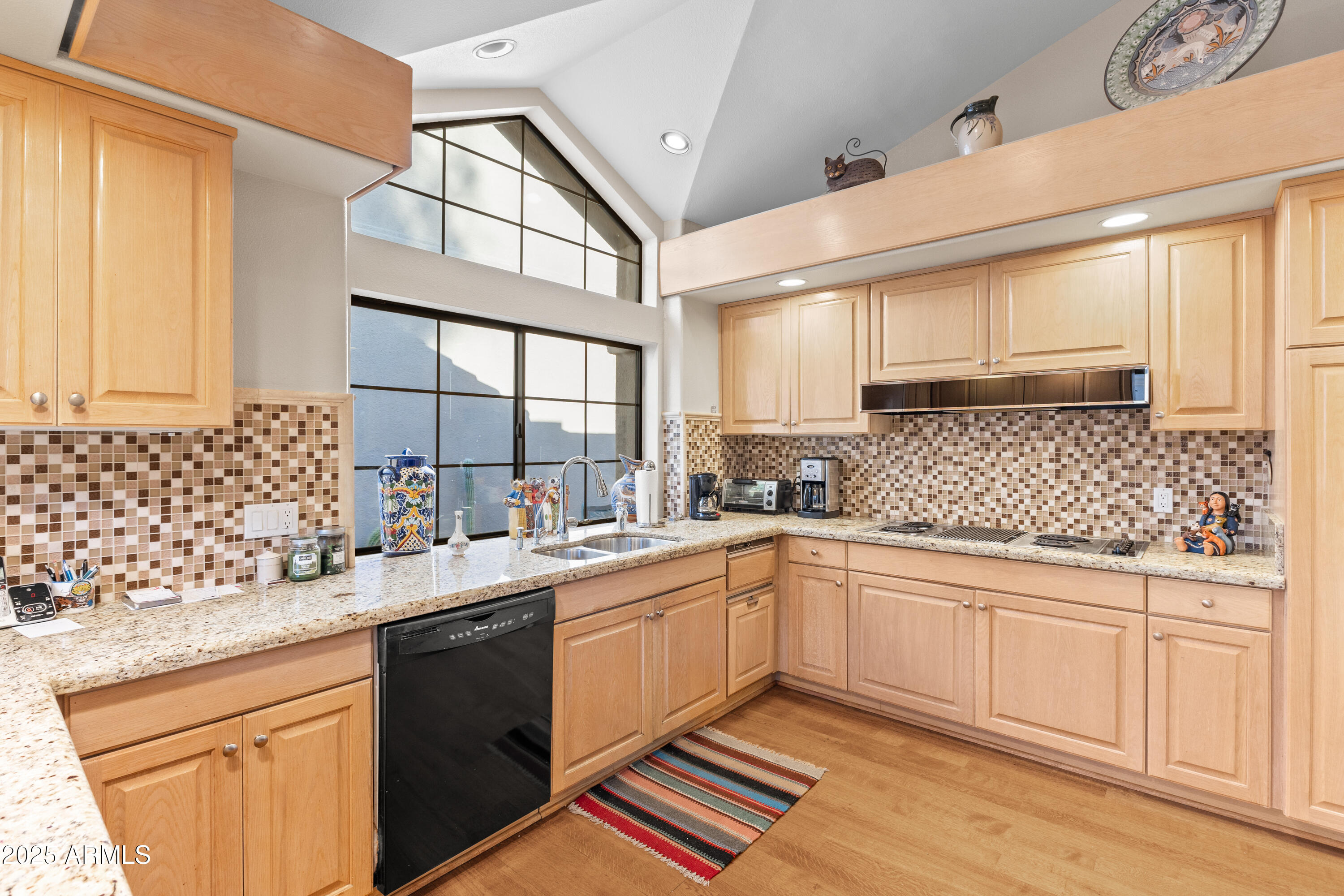 7525 E GAINEY RANCH Road 164