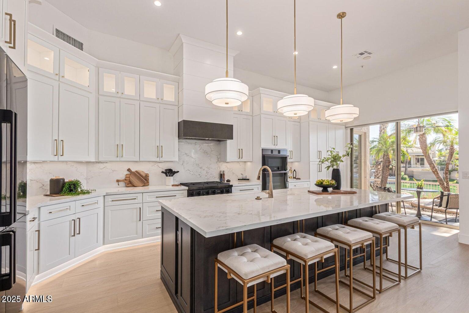 10175 E COCHISE Drive