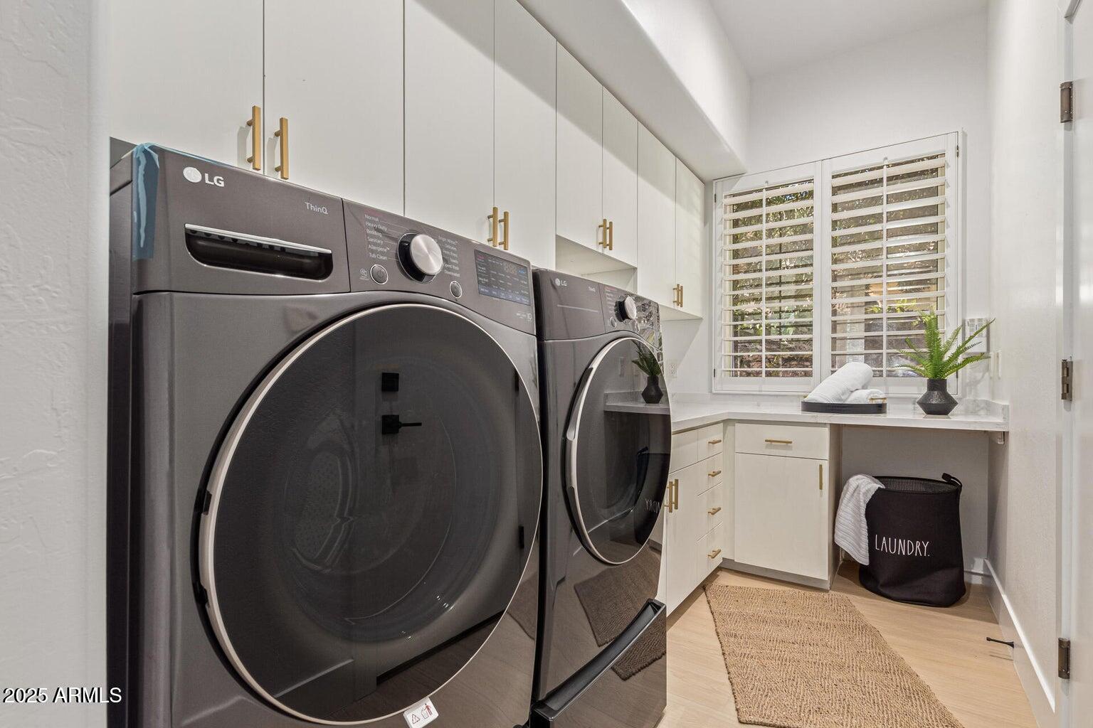 10175 E COCHISE Drive