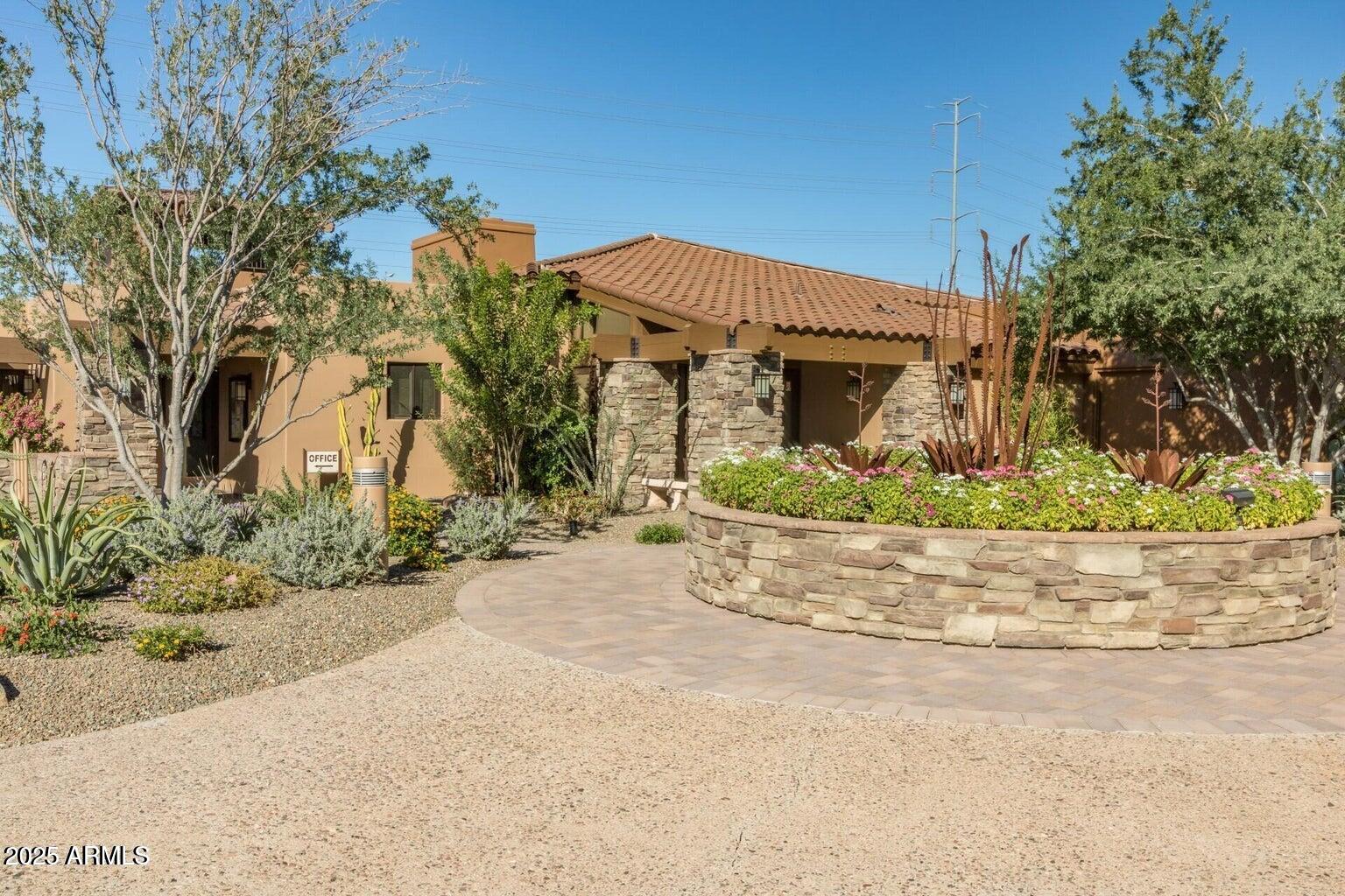 10175 E COCHISE Drive