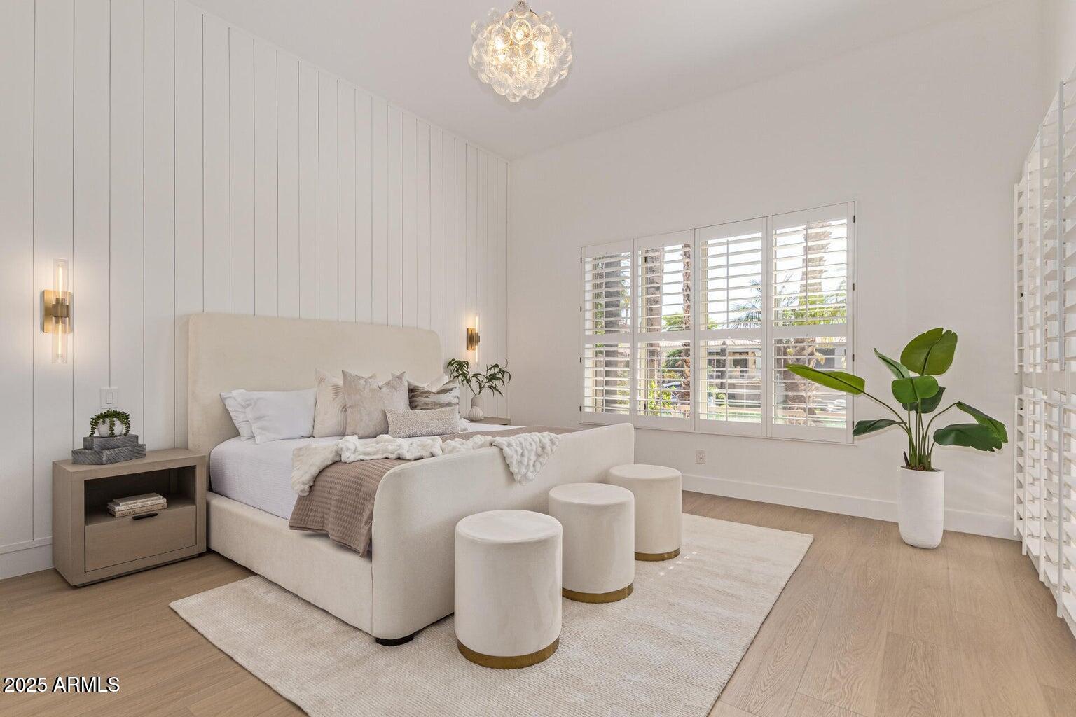 10175 E COCHISE Drive