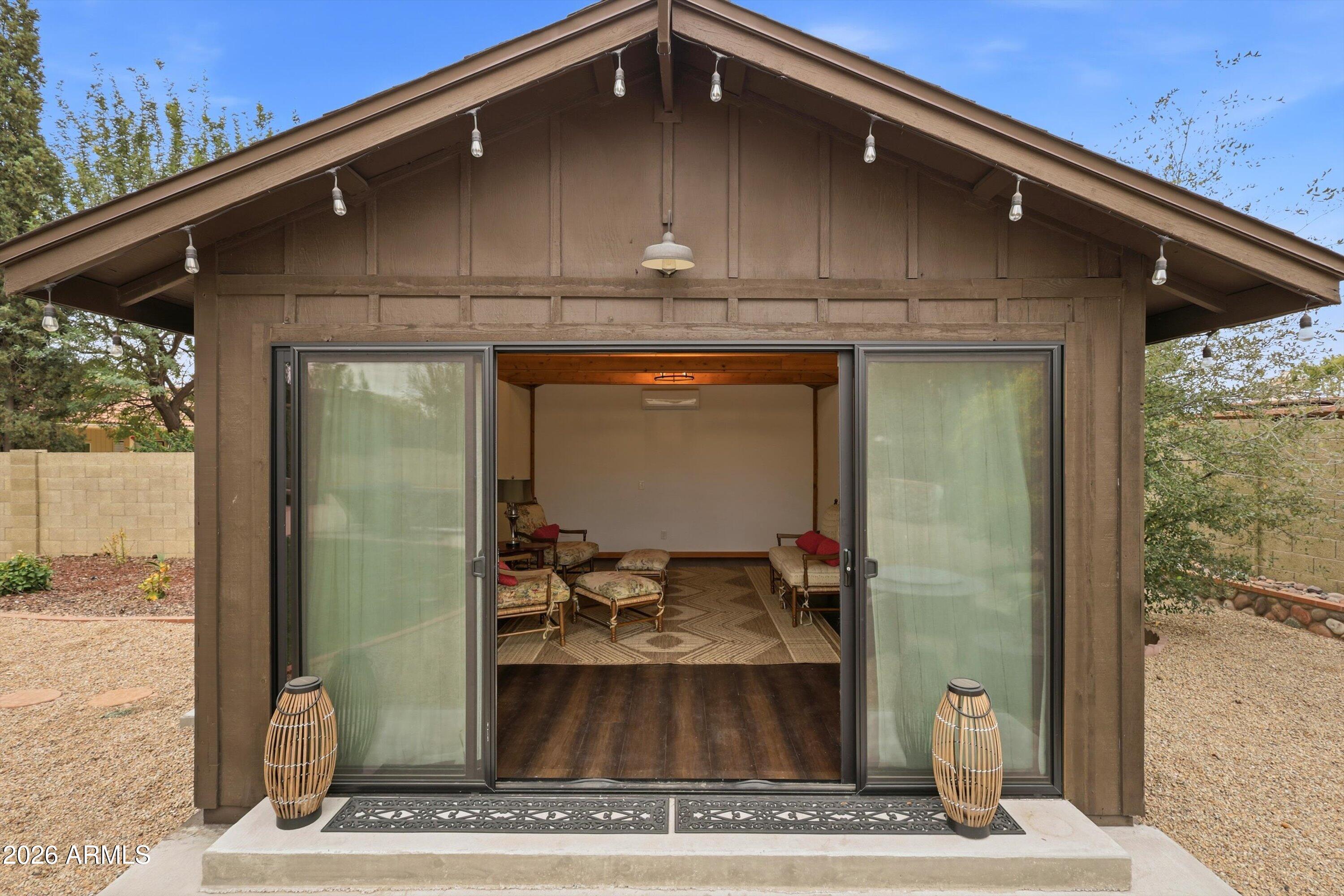 5234 E PARADISE Drive