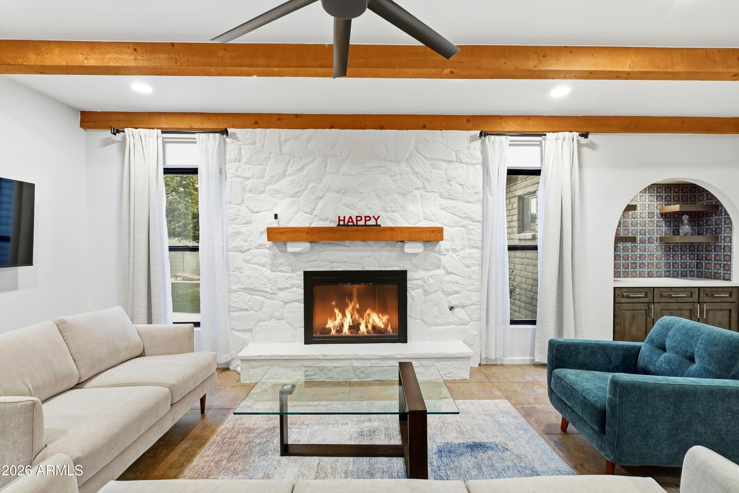 5234 E PARADISE Drive