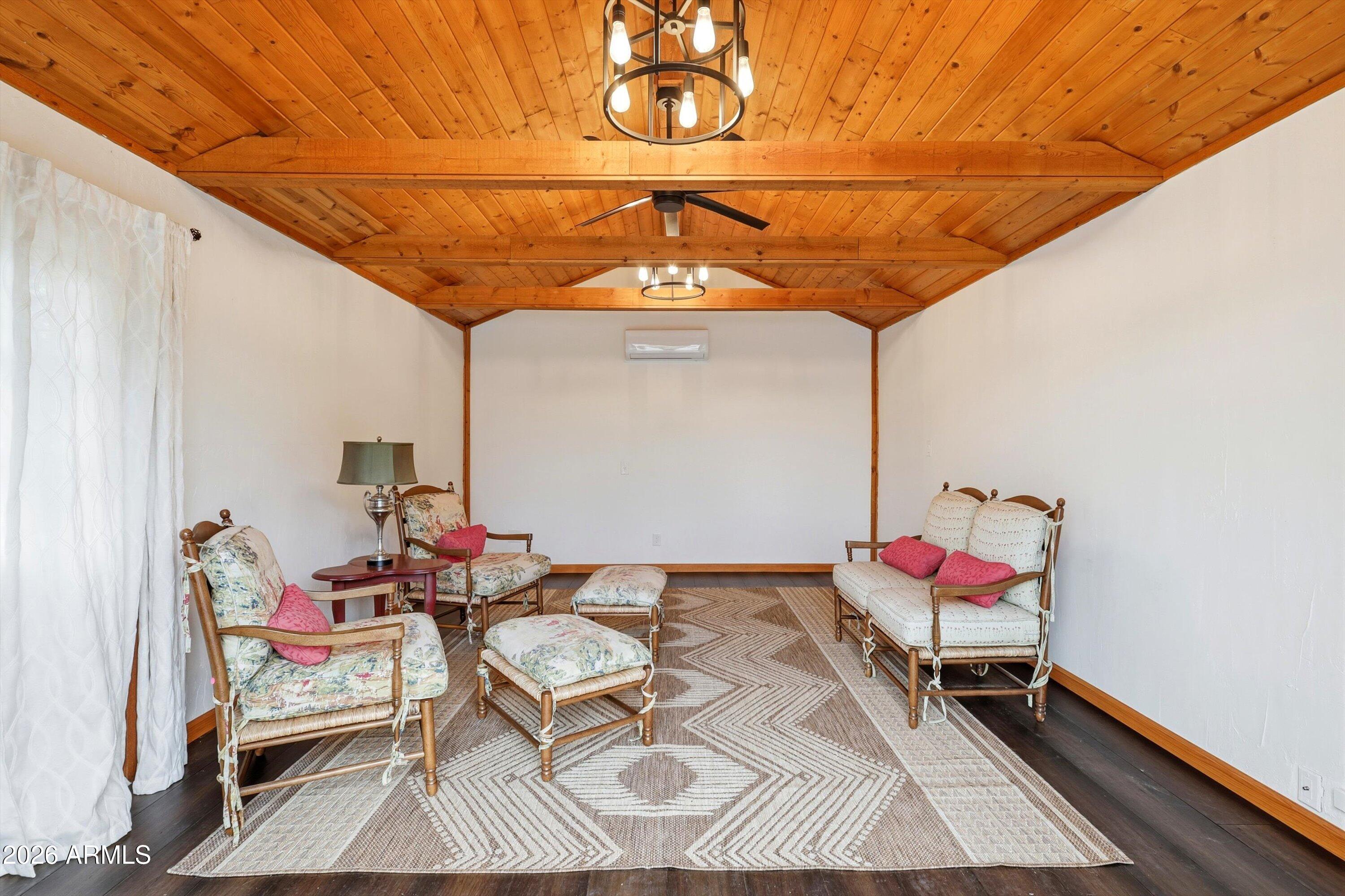 5234 E PARADISE Drive