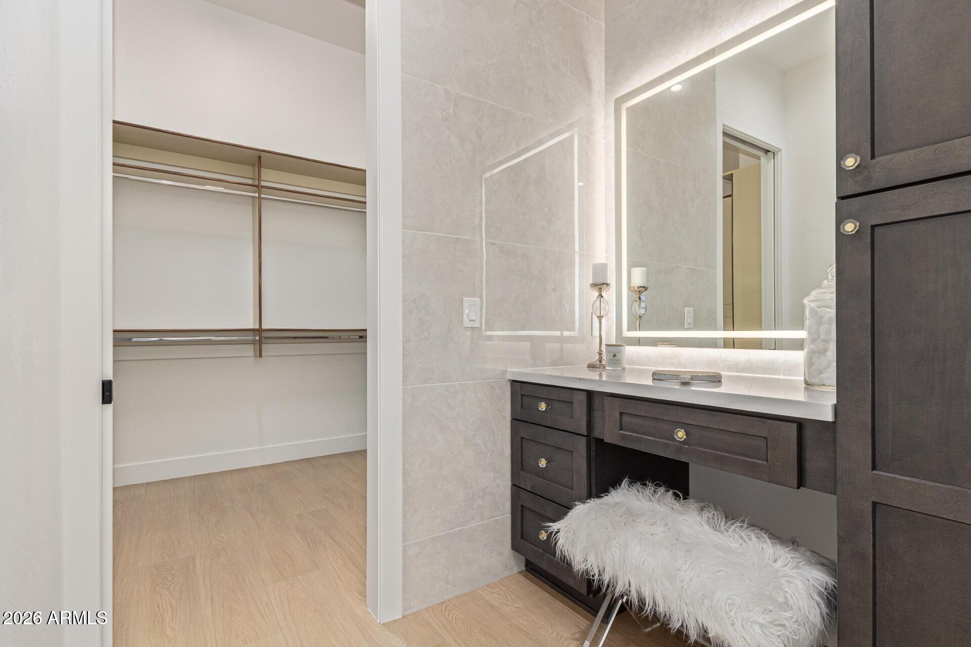 10175 E COCHISE Drive