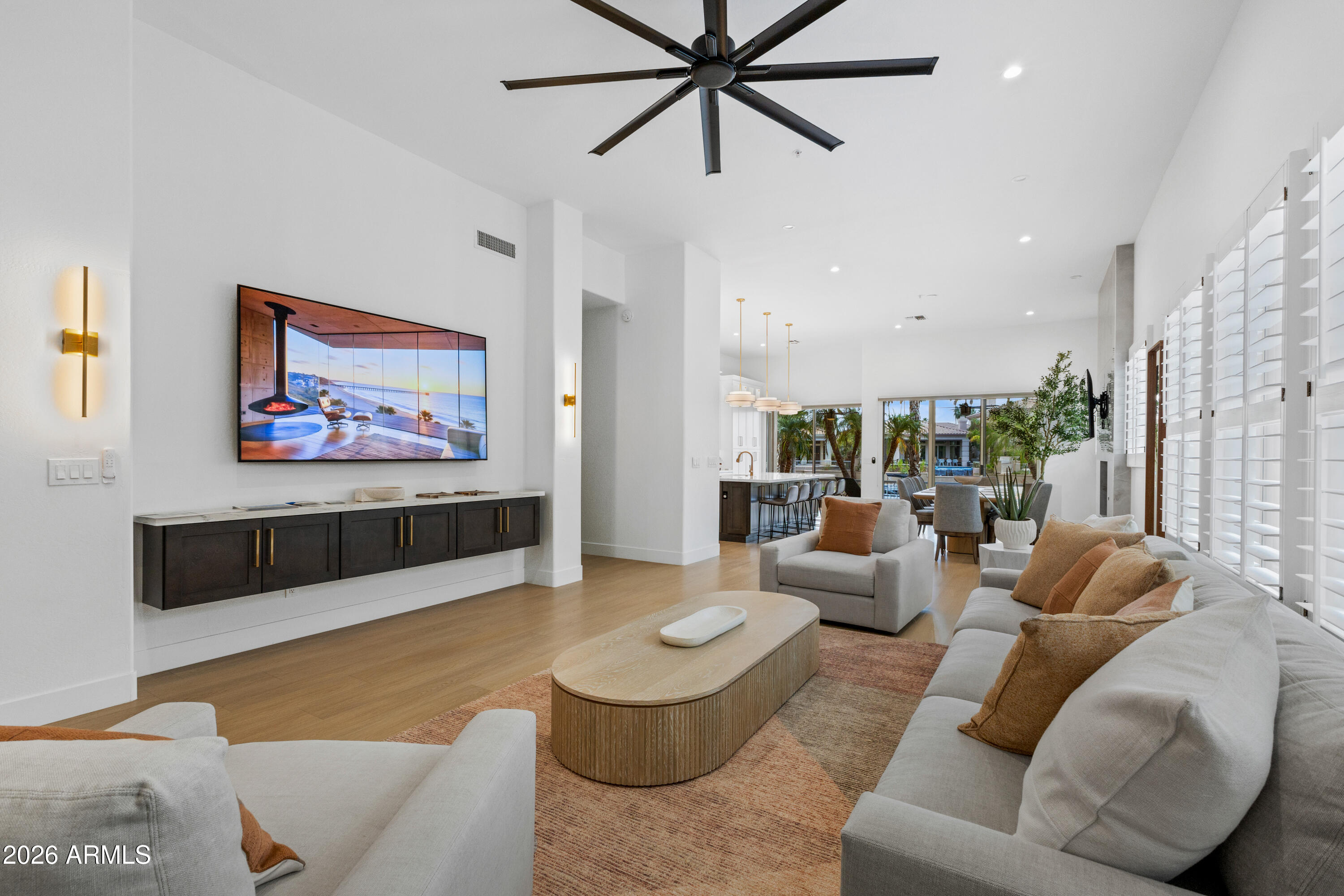 10175 E COCHISE Drive