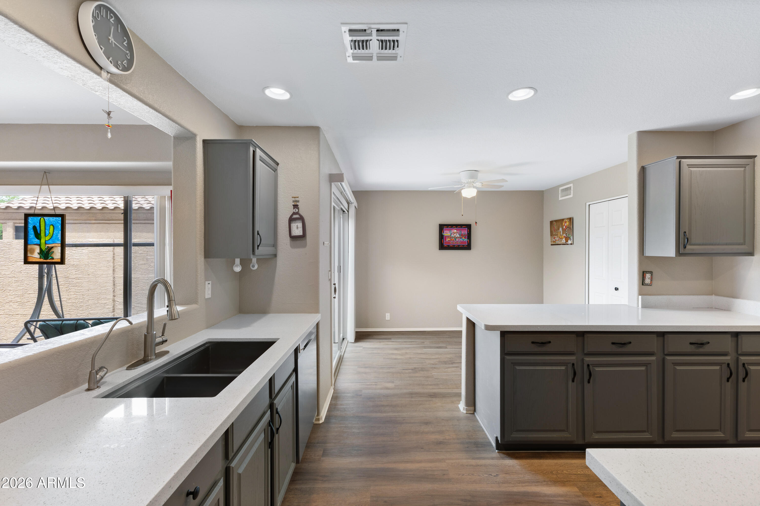 17103 E GRANDE Boulevard 15