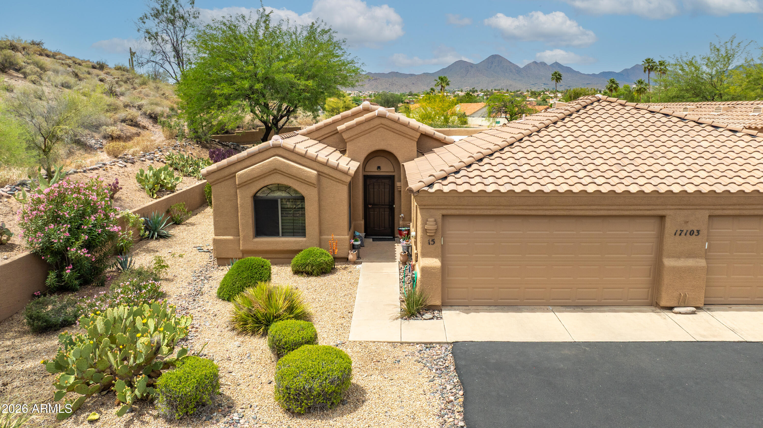 17103 E GRANDE Boulevard 15