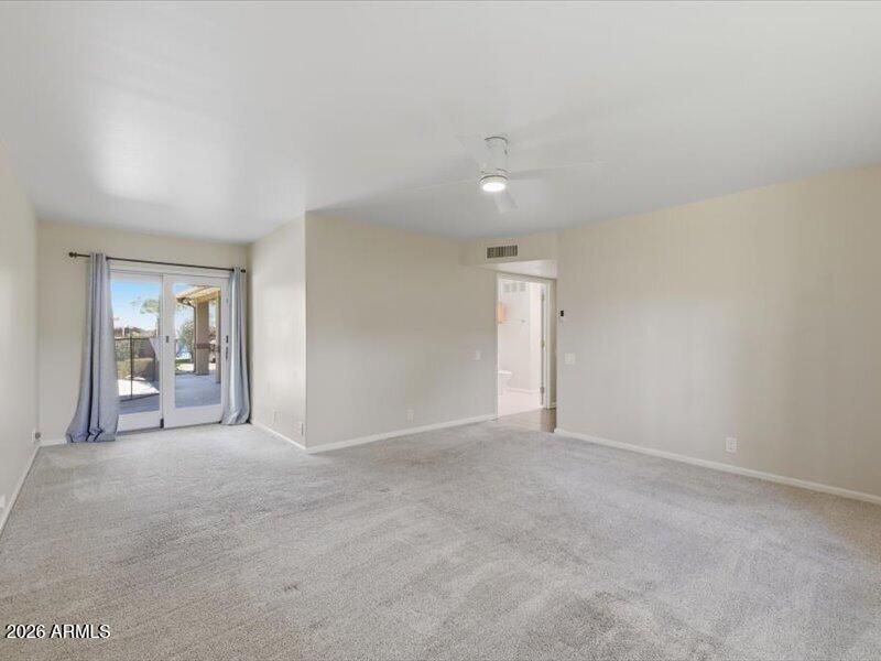 5630 E SYLVIA Street