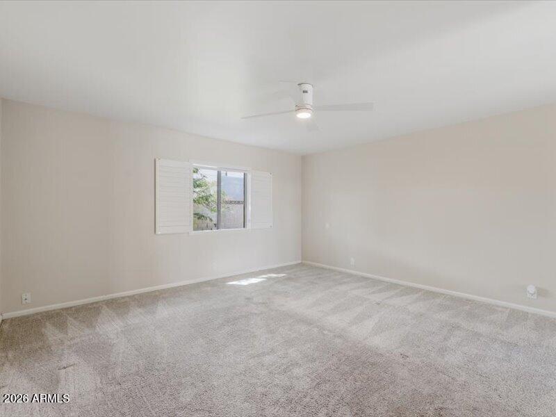 5630 E SYLVIA Street