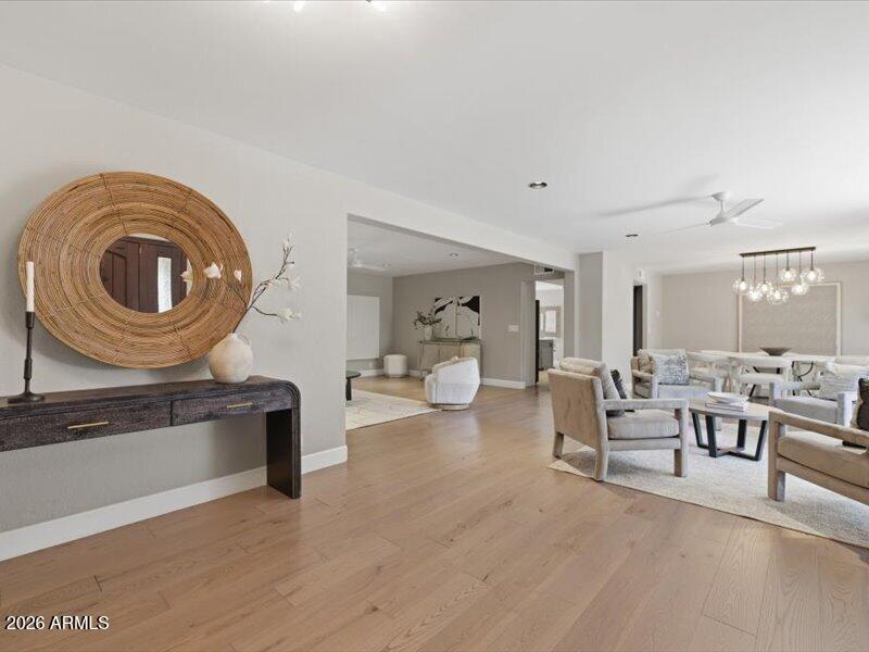 5630 E SYLVIA Street