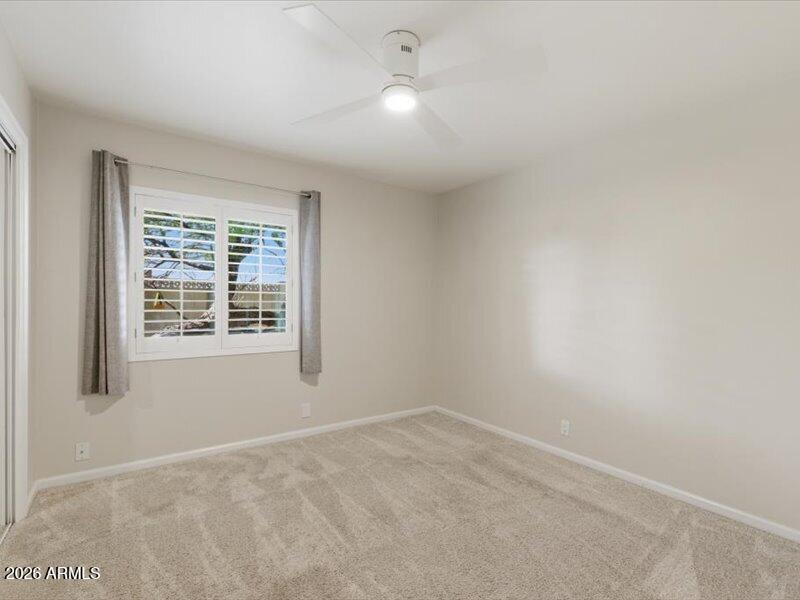 5630 E SYLVIA Street