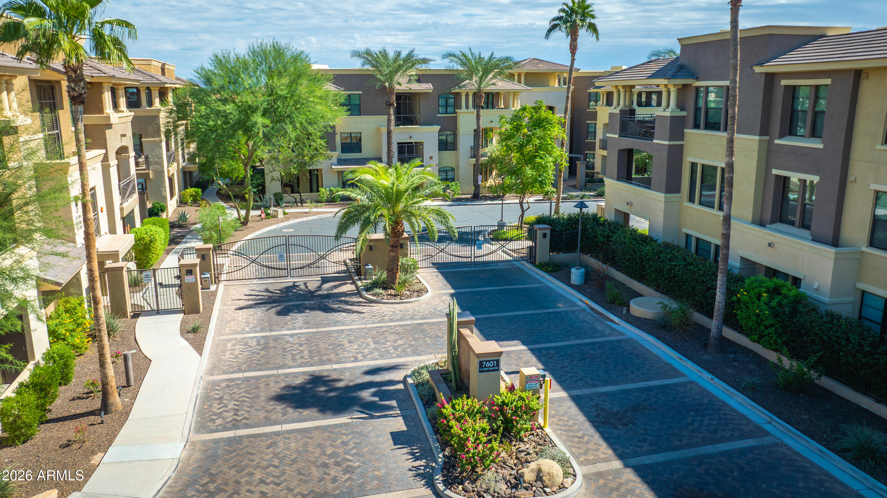 7601 E INDIAN BEND Road 3027