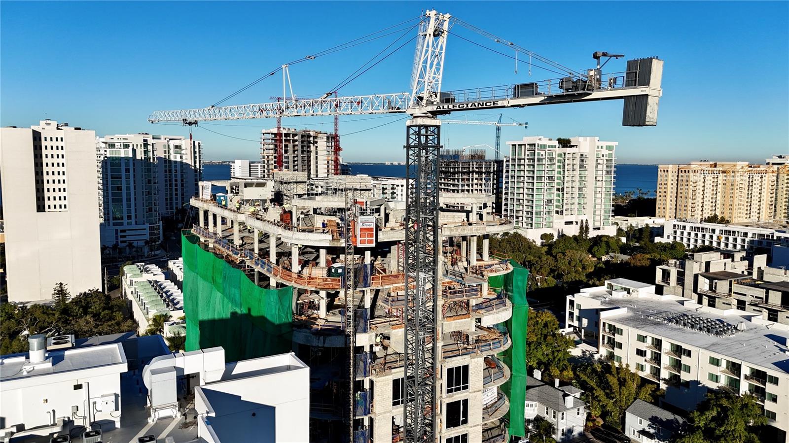 290 COCOANUT AVE #6A