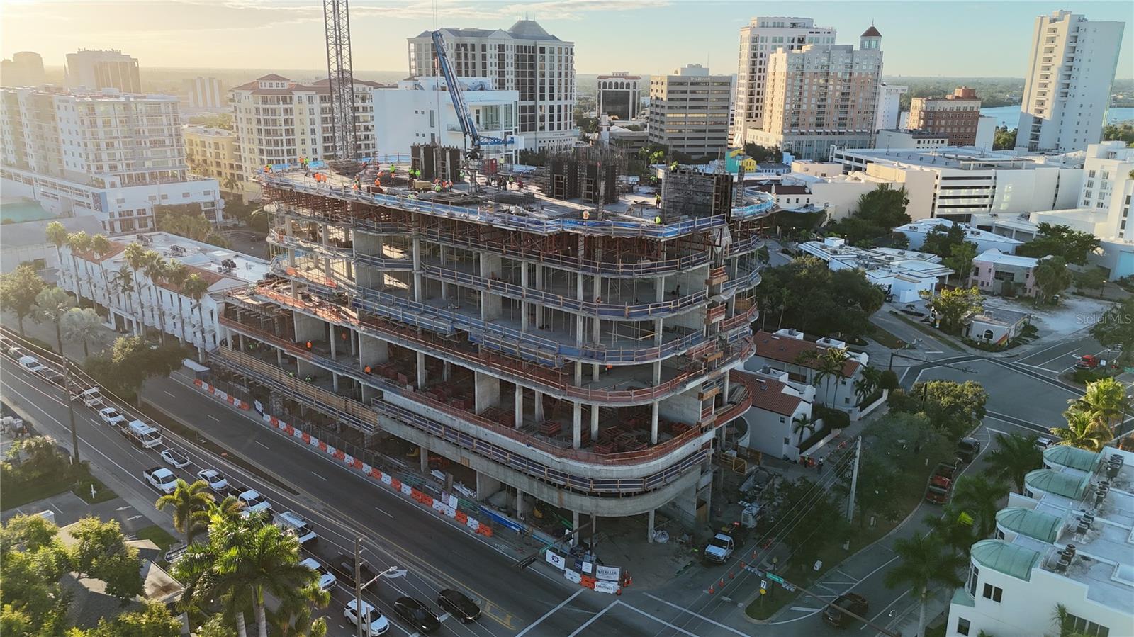 290 COCOANUT AVE #6A